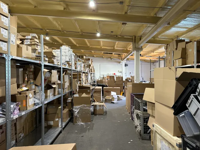 Kiadó kereskedelmi és ipari ingatlan Budapest IV. kerület, Széchenyi tér 9 1000 nm