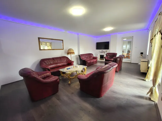 Eladó ház Apc 135 nm