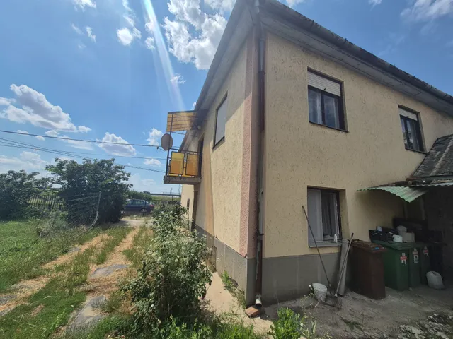 Eladó ház Zagyvaszántó 122 nm