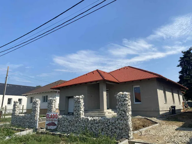 Eladó ház Erdőkertes 160 nm