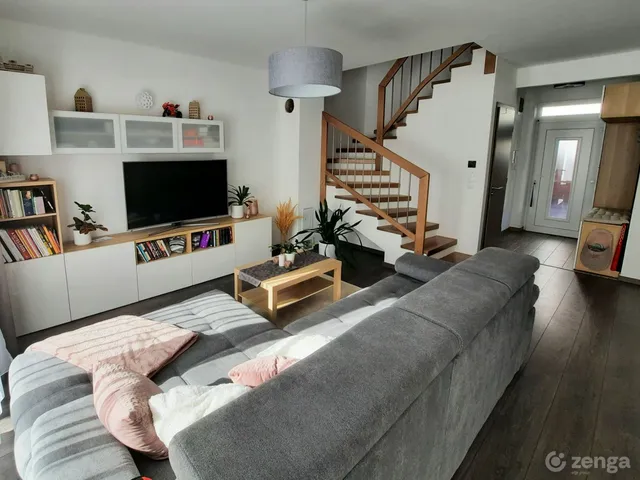 Eladó ház Pécel, Kopaszhegy 94 nm