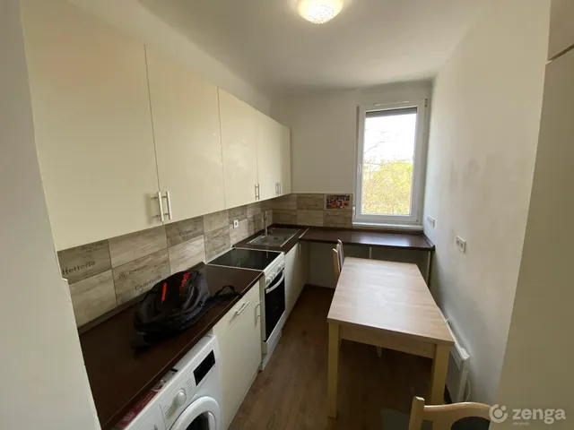 Eladó lakás Gyöngyös, Nyolcvanas lakótelep 49 nm