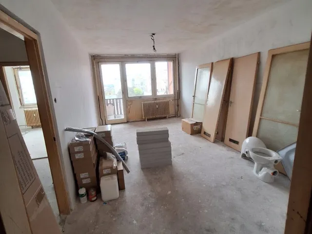 Eladó lakás Dunaújváros 57 nm