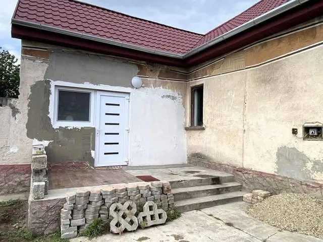 Eladó ház Dánszentmiklós 112 nm