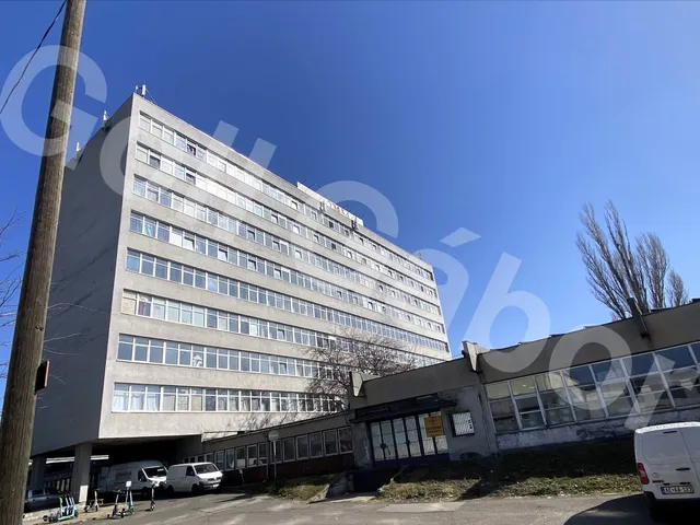 Eladó kereskedelmi és ipari ingatlan Budapest X. kerület 8700 nm