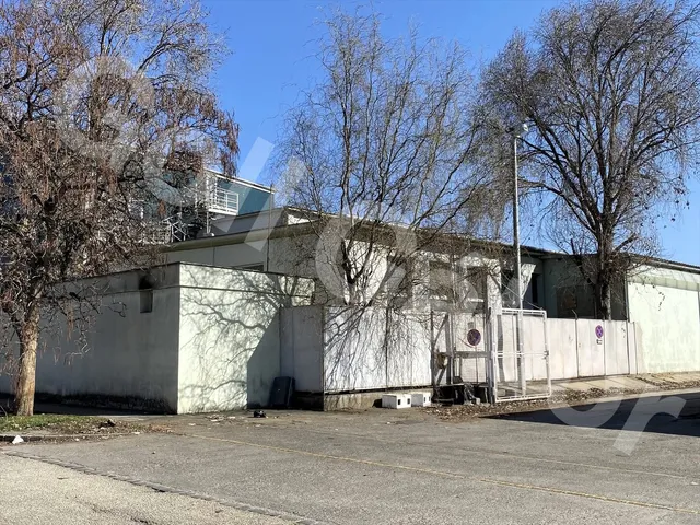 Eladó kereskedelmi és ipari ingatlan Budapest X. kerület 8700 nm