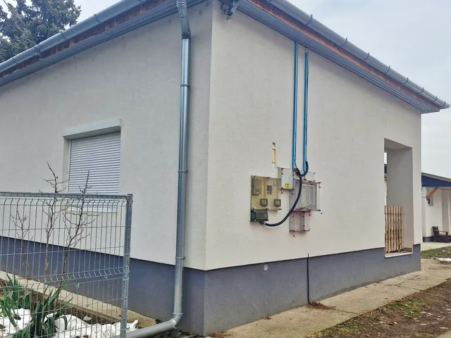 Eladó ház Üllő 66 nm