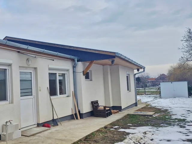 Eladó ház Üllő 77 nm