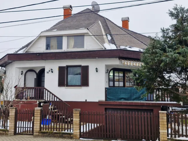 Eladó ház Vecsés, Halmitelep 200 nm