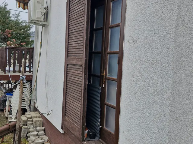 Eladó ház Vecsés, Halmitelep 200 nm