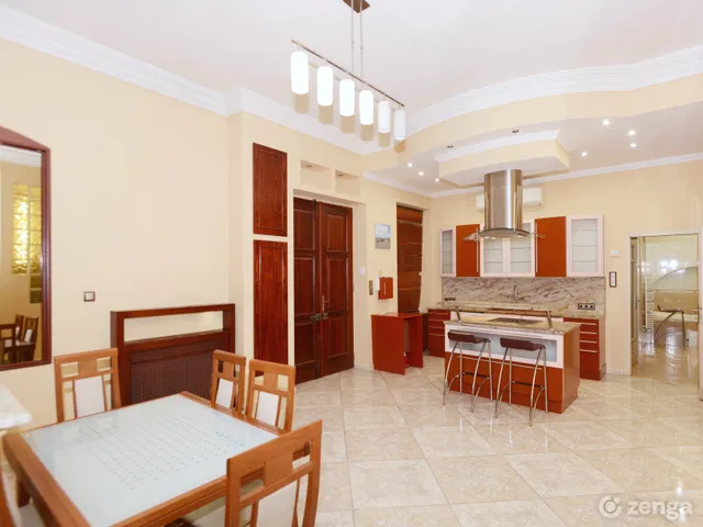 Eladó lakás Budapest VI. kerület, Nagykörúton belüli terület 98 nm