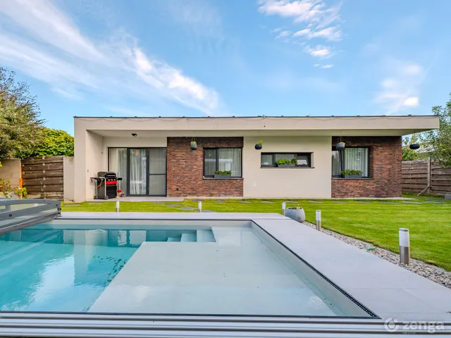 Eladó ház Komárom, Csillag lakótelep 95 nm