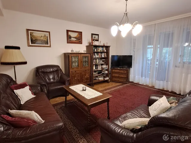 Eladó lakás Szeged, Belváros 86 nm