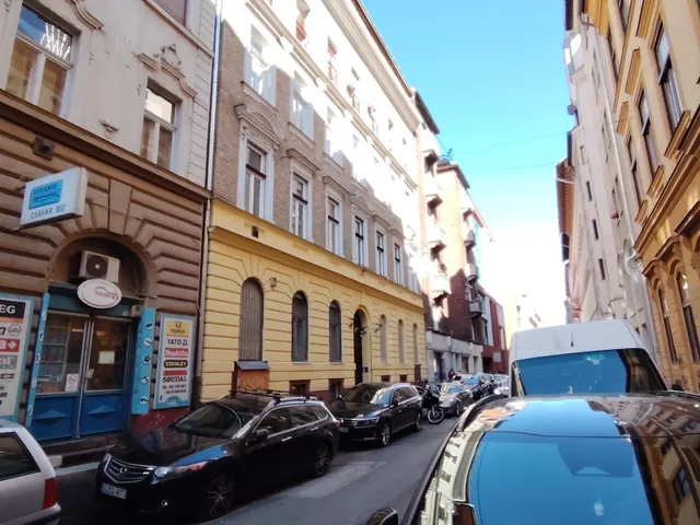 Eladó lakás Budapest VI. kerület, Nagykörúton belüli terület 46 nm