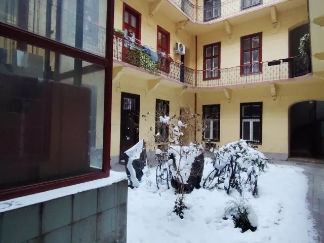 Eladó lakás Budapest VI. kerület, Nagykörúton belüli terület, Dessewffy 46 nm