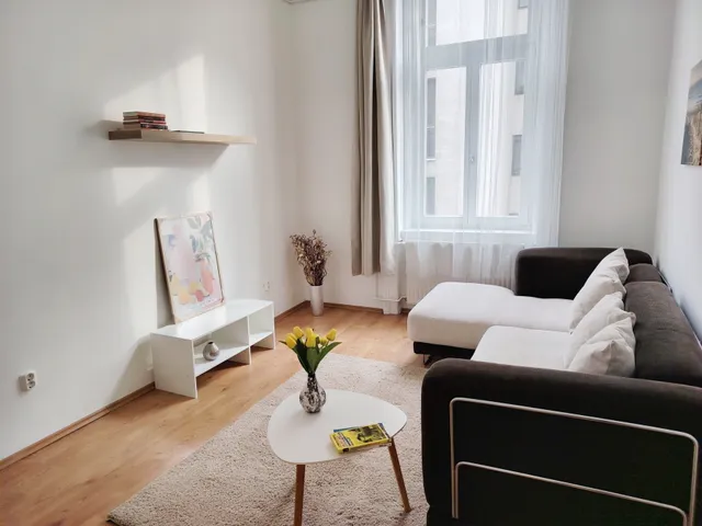 Eladó lakás Budapest VI. kerület, Nagykörúton belüli terület 46 nm