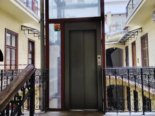 Eladó lakás Budapest VI. kerület, Nagykörúton belüli terület, Dessewffy 46 nm