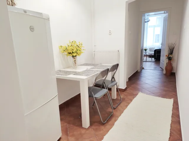 Eladó lakás Budapest VI. kerület, Nagykörúton belüli terület, Dessewffy 46 nm