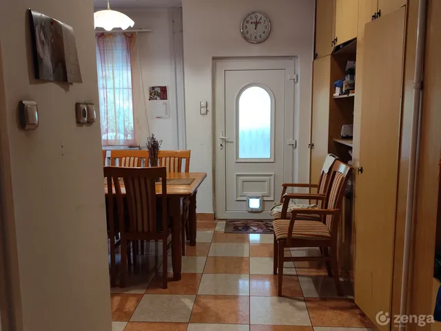 Eladó ház Zalaegerszeg, Kertváros 220 nm