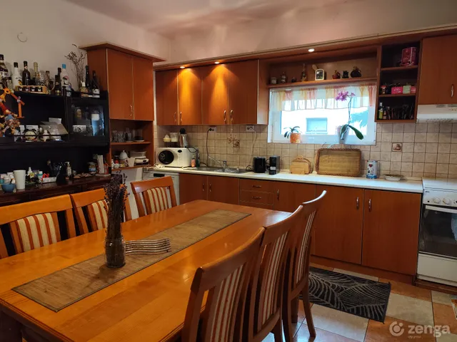 Eladó ház Zalaegerszeg, Kertváros, Sas 18/1 220 nm