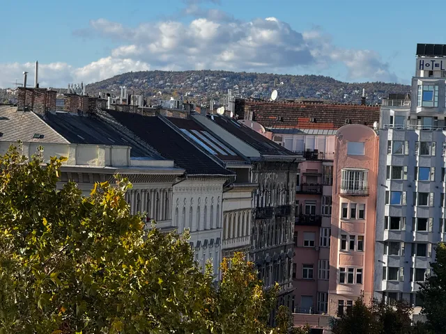 Eladó lakás Budapest VI. kerület, Nagykörúton belüli terület 55 nm