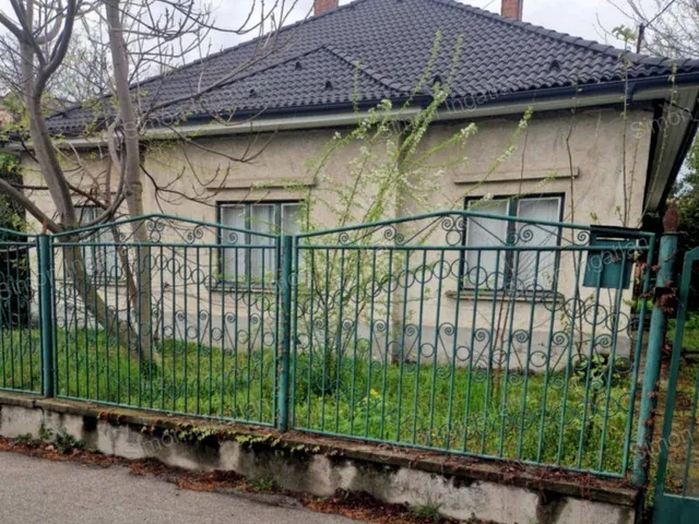 Eladó ház Kecskemét, Villanegyed, Széchenyi krt.6 150 nm