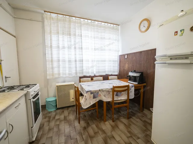 Eladó lakás Kecskemét, Belváros 91 nm