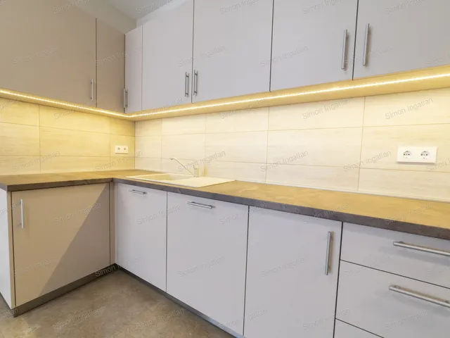 Kiadó lakás Kecskemét, Villanegyed 61 nm