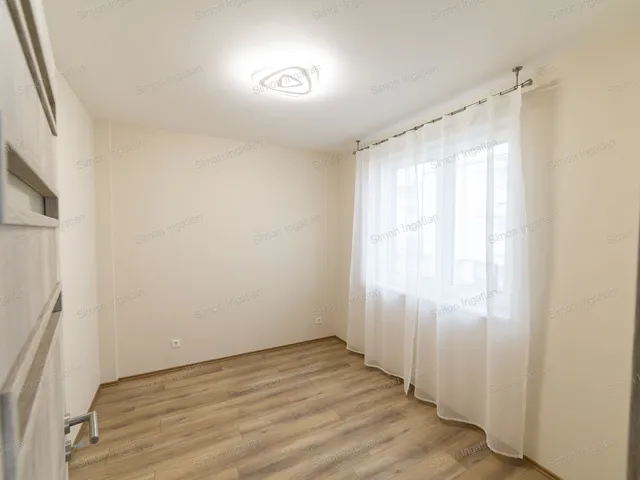 Kiadó lakás Kecskemét, Villanegyed 61 nm