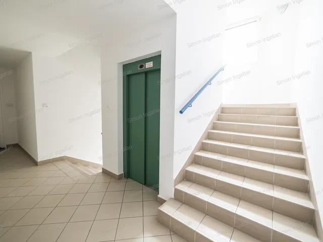Kiadó lakás Kecskemét, Széchenyiváros 68 nm