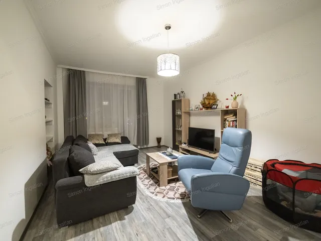 Eladó lakás Kecskemét, Árpádváros 58 nm