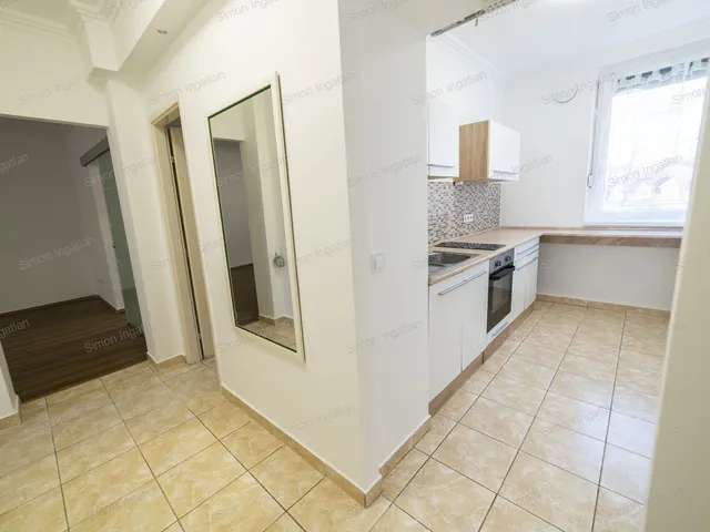 Eladó lakás Kecskemét, Árpádváros 54 nm