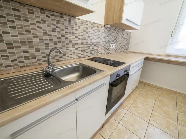 Eladó lakás Kecskemét, Árpádváros 54 nm