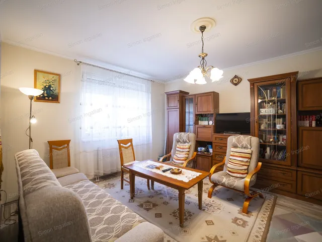 Eladó lakás Kecskemét, Széchenyiváros 59 nm