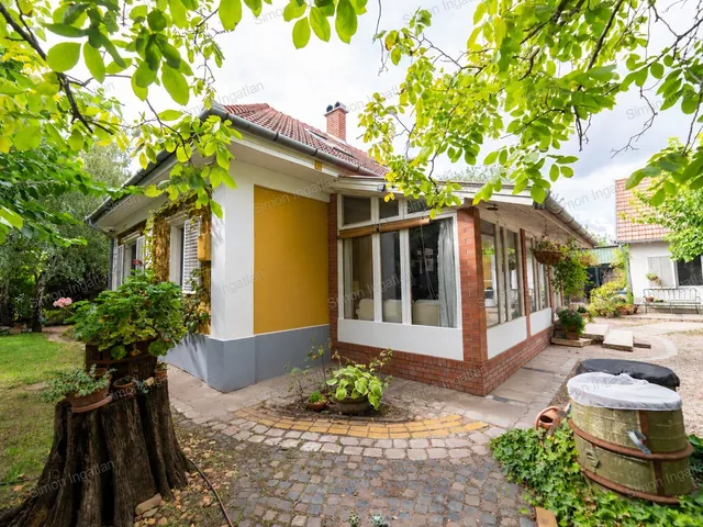 Eladó lakás Kecskemét 177 nm