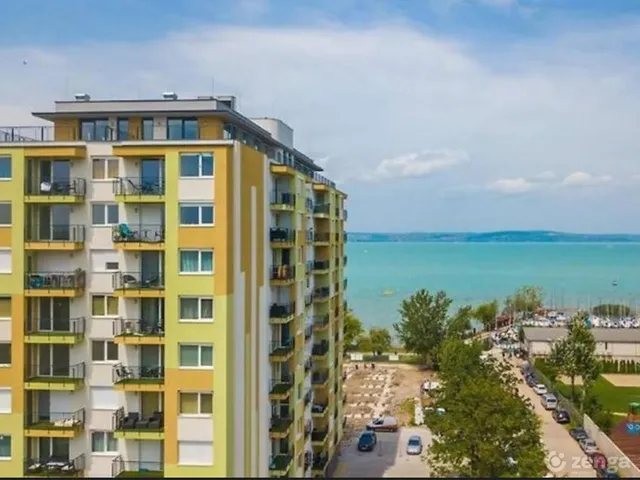 Eladó lakás Siófok, Ezüstpart 41 nm