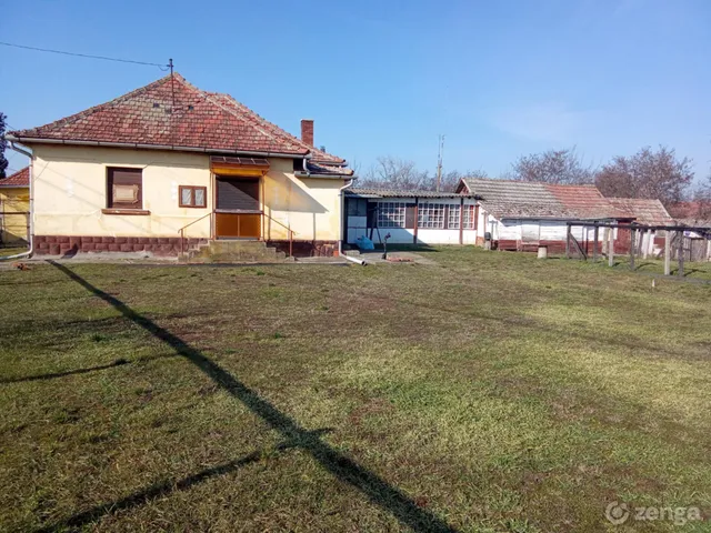 Eladó ház Jászdózsa 70 nm