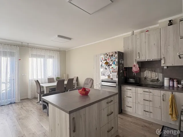 Eladó lakás Tatabánya, Óváros 86 nm