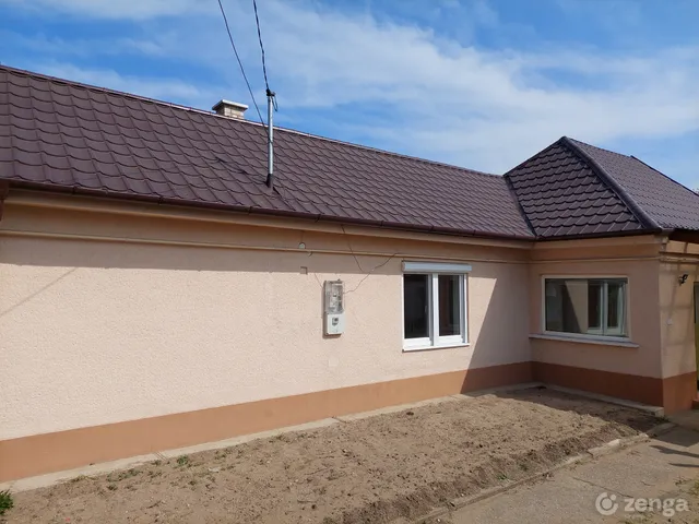 Kiadó ház Debrecen, Csapókert 68 nm