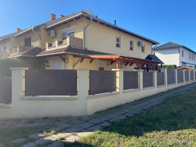 Eladó ház Vác, Kisvác 100 nm