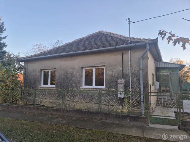 Eladó ház Ötvöskónyi 119 nm