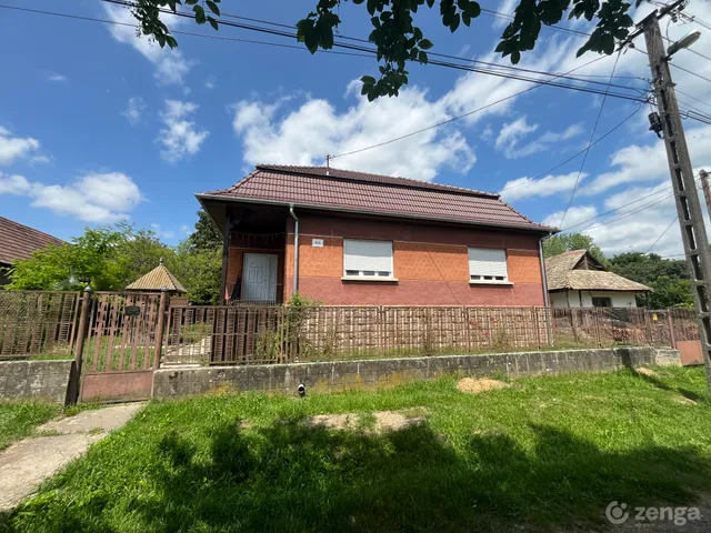 Eladó ház Mohora 120 nm