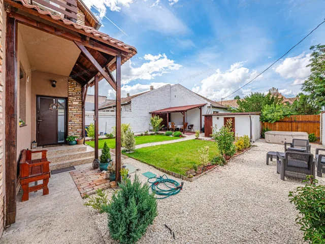 Eladó ház Budapest XX. kerület, Kossuthfalva, Lázár utca 28. 120 nm