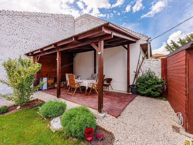 Eladó ház Budapest XX. kerület, Kossuthfalva, Lázár utca 28. 120 nm