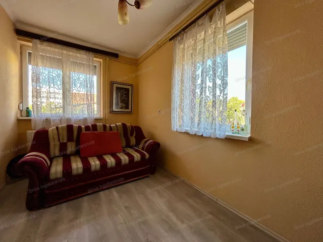 Eladó ház Budapest XXIII. kerület, Soroksár-Újtelep, Köves út 42. 266 nm