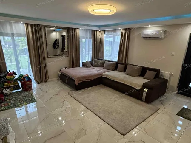 Eladó ház Budapest XX. kerület, Pacsirtatelep 150 nm