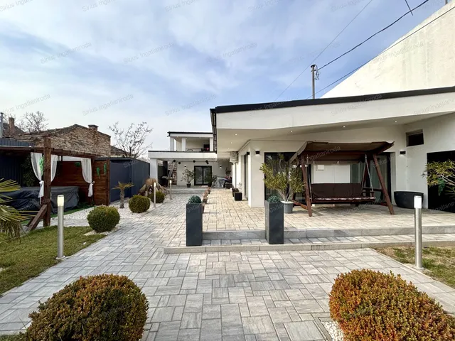 Eladó ház Budapest XX. kerület, Pacsirtatelep 150 nm