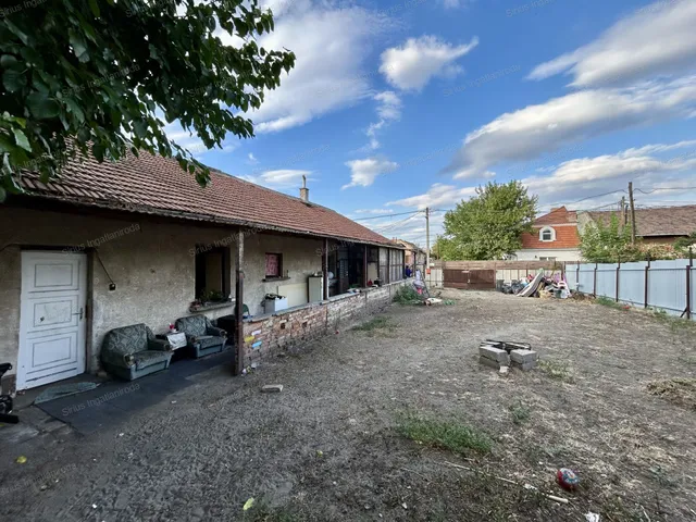 Eladó ház Budapest XX. kerület 73 nm