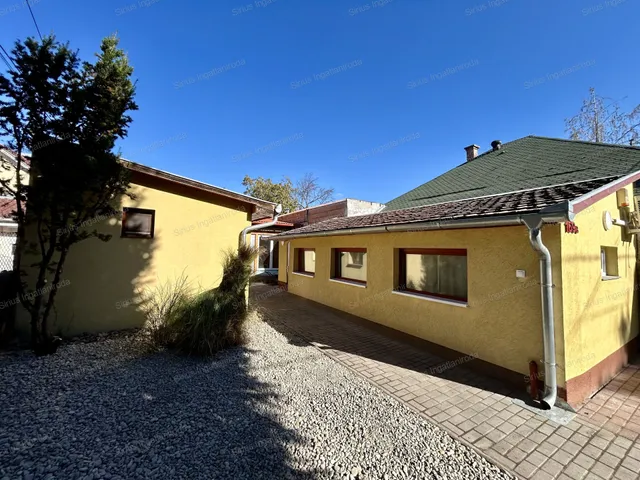 Kiadó lakás Budapest XX. kerület, Kossuthfalva 30 nm