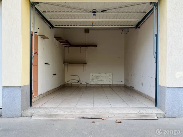 Kiadó garázs Szeged, Alsóváros 14 nm
